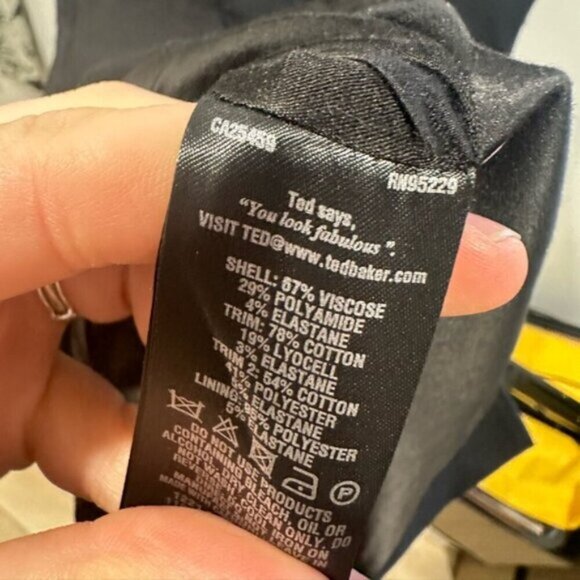 EUC- TED BAKER DRESS - Picture 4 of 6